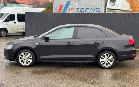Volkswagen Jetta VI, 2013 год, 850 000 рублей, 2 фотография