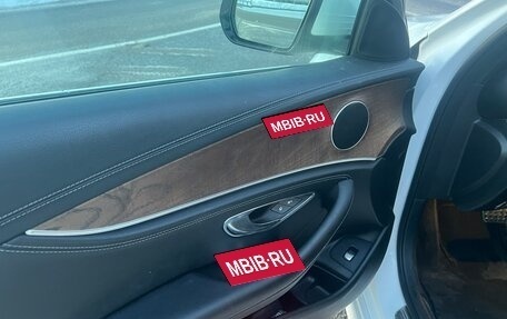 Mercedes-Benz E-Класс, 2018 год, 2 350 000 рублей, 18 фотография