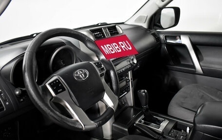 Toyota Land Cruiser Prado 150 рестайлинг 2, 2012 год, 2 490 000 рублей, 9 фотография