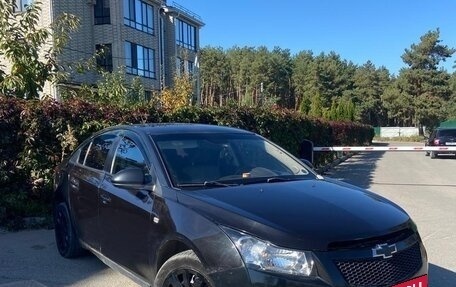 Chevrolet Cruze II, 2009 год, 400 000 рублей, 2 фотография