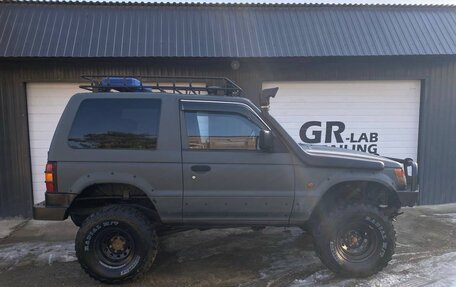 Mitsubishi Pajero III рестайлинг, 1994 год, 890 000 рублей, 3 фотография