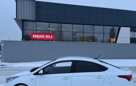 Hyundai Solaris II рестайлинг, 2018 год, 1 200 000 рублей, 2 фотография