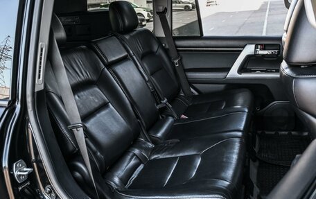 Toyota Land Cruiser 200, 2014 год, 3 999 000 рублей, 7 фотография