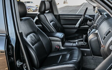 Toyota Land Cruiser 200, 2014 год, 3 999 000 рублей, 8 фотография