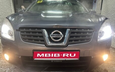 Nissan Qashqai, 2008 год, 900 000 рублей, 2 фотография