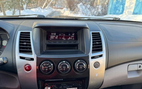 Mitsubishi Pajero Sport II рестайлинг, 2010 год, 1 490 000 рублей, 7 фотография