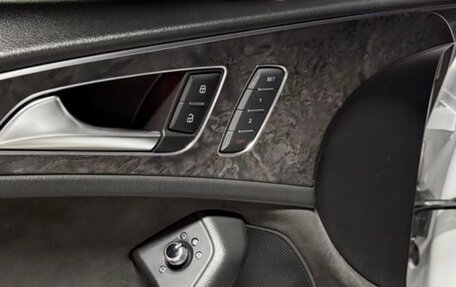 Audi A6, 2017 год, 2 800 000 рублей, 10 фотография