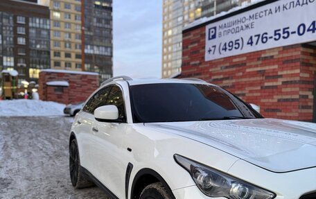 Infiniti FX II, 2011 год, 2 450 000 рублей, 6 фотография