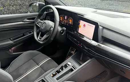 Volkswagen Golf VIII, 2023 год, 2 233 123 рублей, 15 фотография