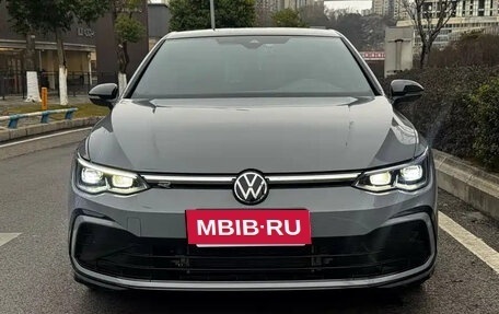 Volkswagen Golf VIII, 2023 год, 2 233 123 рублей, 2 фотография