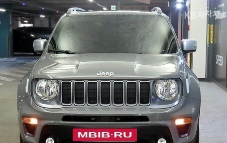 Jeep Renegade I рестайлинг, 2022 год, 1 700 000 рублей, 2 фотография