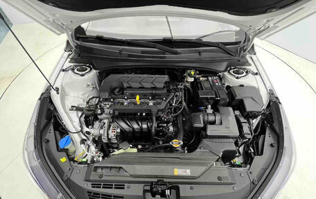 Hyundai Elantra, 2023 год, 1 590 000 рублей, 8 фотография