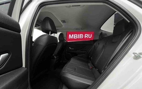 Hyundai Elantra, 2023 год, 1 590 000 рублей, 13 фотография