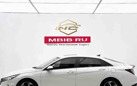 Hyundai Elantra, 2023 год, 1 590 000 рублей, 7 фотография