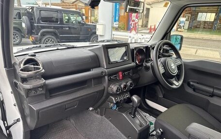 Suzuki Jimny, 2022 год, 1 450 000 рублей, 17 фотография