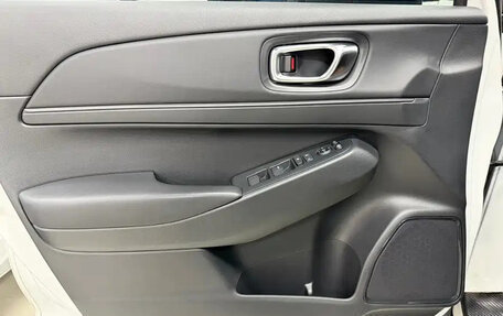 Honda Vezel, 2023 год, 1 850 000 рублей, 15 фотография