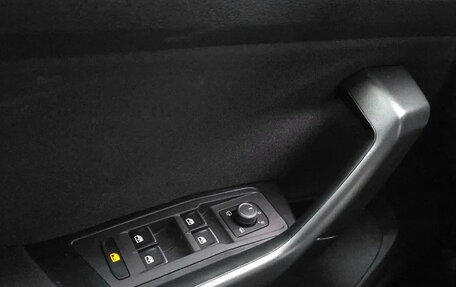 Volkswagen T-Roc I, 2022 год, 1 522 030 рублей, 8 фотография