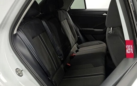 Volkswagen T-Roc I, 2022 год, 1 522 030 рублей, 15 фотография