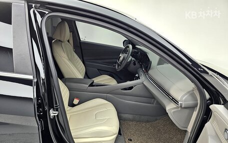 Hyundai Avante, 2023 год, 1 900 000 рублей, 9 фотография