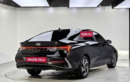 Hyundai Avante, 2023 год, 1 900 000 рублей, 3 фотография