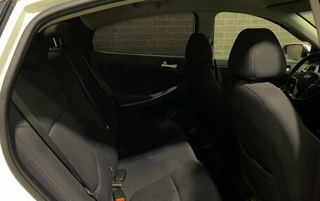 Hyundai Solaris II рестайлинг, 2015 год, 1 070 000 рублей, 10 фотография