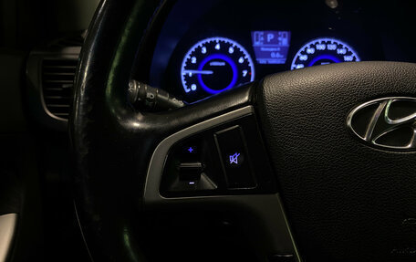 Hyundai Solaris II рестайлинг, 2015 год, 1 070 000 рублей, 16 фотография