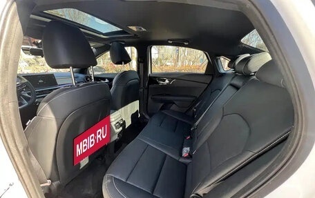 KIA K3, 2023 год, 1 900 000 рублей, 15 фотография