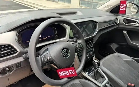 Volkswagen T-Cross I, 2022 год, 1 575 007 рублей, 9 фотография
