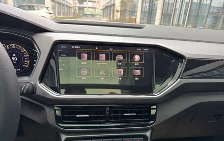 Volkswagen T-Cross I, 2022 год, 1 575 007 рублей, 12 фотография