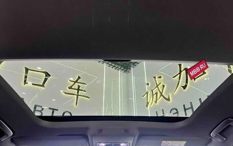 Volkswagen Golf VIII, 2023 год, 2 200 000 рублей, 14 фотография