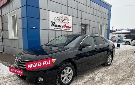 Toyota Camry, 2011 год, 1 297 000 рублей, 2 фотография