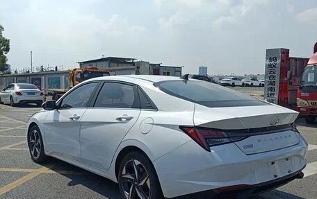 Hyundai Elantra, 2022 год, 1 380 000 рублей, 6 фотография