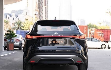 Lexus RX IV рестайлинг, 2025 год, 7 550 000 рублей, 5 фотография