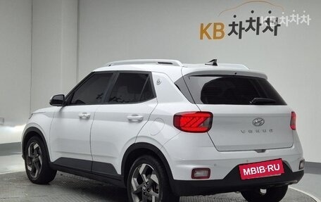 Hyundai Venue I, 2022 год, 1 600 000 рублей, 2 фотография