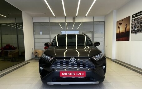Toyota RAV4, 2020 год, 3 650 000 рублей, 3 фотография