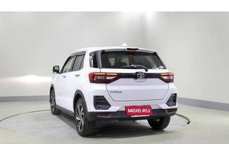 Toyota Raize I, 2022 год, 1 345 020 рублей, 3 фотография