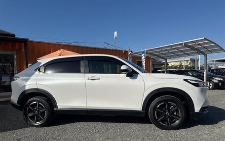 Honda Vezel, 2022 год, 1 870 000 рублей, 8 фотография