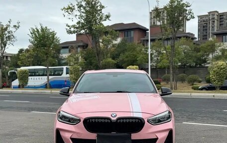 BMW 1 серия, 2022 год, 1 730 000 рублей, 2 фотография