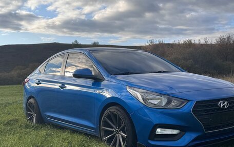 Hyundai Solaris II рестайлинг, 2018 год, 1 200 000 рублей, 7 фотография