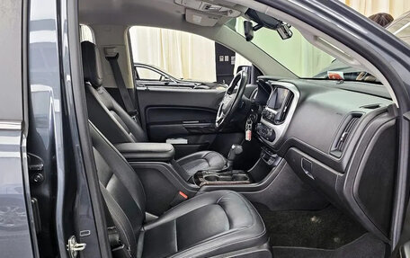 GMC Canyon II, 2017 год, 3 995 000 рублей, 8 фотография