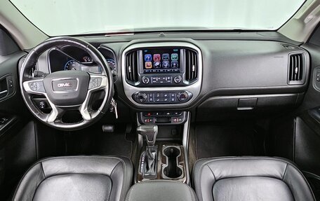 GMC Canyon II, 2017 год, 3 995 000 рублей, 6 фотография