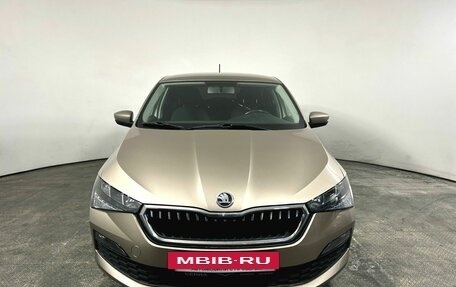 Skoda Rapid II, 2021 год, 1 400 000 рублей, 2 фотография