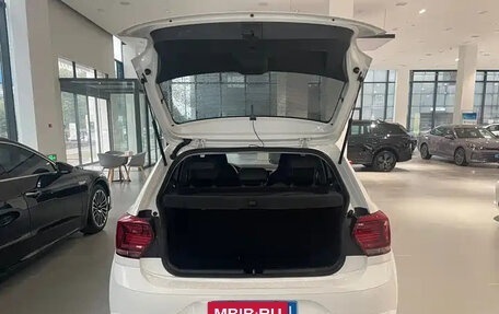 Volkswagen Polo, 2022 год, 1 049 000 рублей, 15 фотография