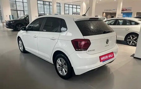 Volkswagen Polo, 2022 год, 1 049 000 рублей, 3 фотография