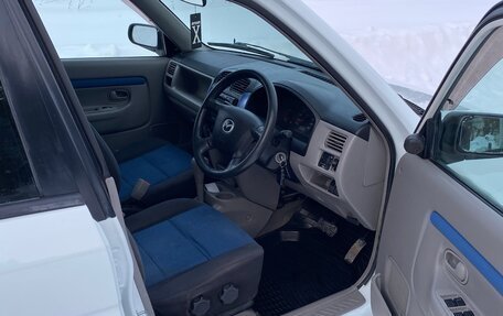 Mazda Demio III (DE), 2001 год, 300 000 рублей, 31 фотография