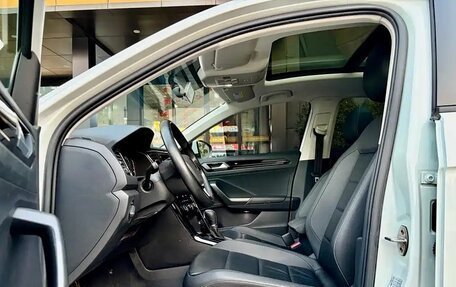 Volkswagen T-Roc I, 2022 год, 1 540 000 рублей, 8 фотография