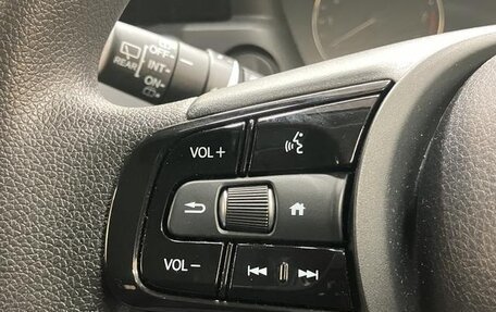 Honda Vezel, 2023 год, 1 700 178 рублей, 16 фотография