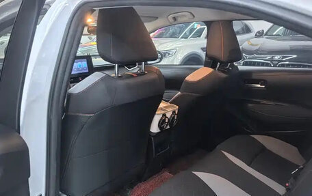 Toyota Corolla, 2022 год, 1 299 000 рублей, 9 фотография