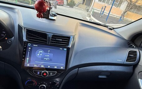 Hyundai Solaris II рестайлинг, 2013 год, 790 000 рублей, 14 фотография