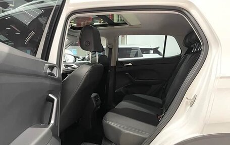 Volkswagen T-Cross I, 2022 год, 1 600 000 рублей, 4 фотография